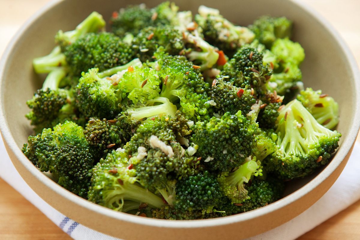 broccolisalade-recept